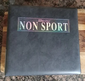 Tarjetas Ultra Pro no deportivas gris 3 anillas imitación cuero 50 fundas de 9 bolsillos - Imagen 1 de 4