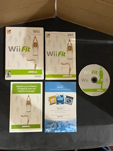 Wii Fit Nintendo Videospiel komplett mit Handbuch & Original Einlagen - RVL-006 (USA) - Bild 1 von 9