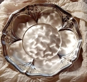 Ikora Three Footed Small Tray Bowl or Silver plate New in Original Box - Picture 1 of 4