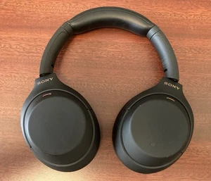 Sony WH-1000XM4 Wireless Noise Canceling Headphone - Black (Fair) - Picture 1 of 4