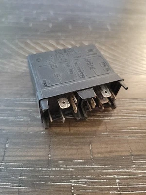 Bosch RELÉ NUEVO 0332514121 y 514 127 bomba de combustible inyección de combustible BMW VW Porsche Foto 1 de 3