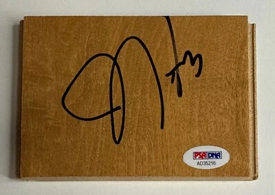 Cortapelos/cohetes firmados por James Harden 3 1/2 x 5 PSA AD35216 Foto 1 de 2
