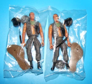 1:18 Ultimate Soldier Vietnam War U.S Army Tanker Crewman Loader Figures Set - Picture 1 of 5
