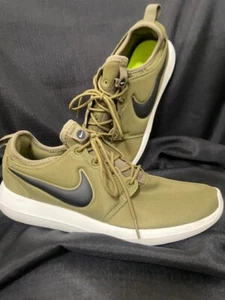 Nike Roche Run in Olivgrün Herren Gr. 9 - Bild 1 von 9
