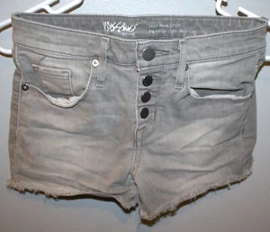 Mossimo High rise Power Stretch Gray Short Senim shorts, size 0/25 - Picture 1 of 4