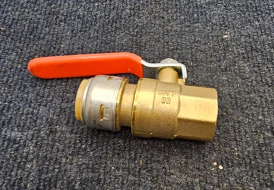 Válvula de bola SharkBite Max 3/4" 250 PSI, ASME A112.4.14/CSA B125.14 Foto 1 de 4