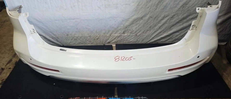 ✅ Panel de cubierta de parachoques trasero Infiniti QX50 J50 2016-2017 OEM 850225UB0H blanco perla Foto 1 de 4