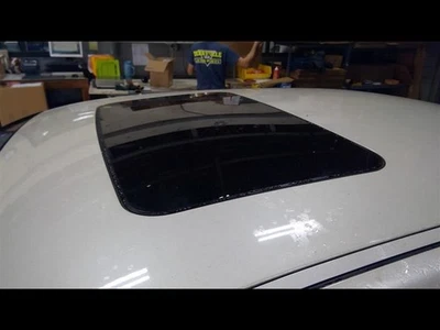 Укомплектованные направляющие и мотор из солнечного стекла для крыши подходят для 05–11 STS 1449956 - Изображение 1 из 4