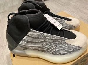 Taglia 9,5 - Adidas Yeezy Quantum Quantum Q46473 - Foto 1 di 7