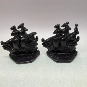 Pair of Heavy Cast Metal Painted Ship Bookends - Vintage - Picture 1 of 10
