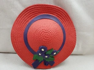 SOMBRERO ROJO SOCIEDAD COLGANTE DE PARED CORREO TARJETERO BOLSA HECHO EN EE. UU. 10" X 9,5" - Imagen 1 de 5