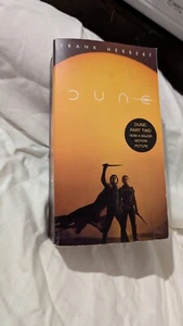 Dune (Movie Tie-In) (Paperback or Softback) - NEW - spine has not been cracked - Picture 1 of 10