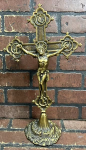 Vintage Brass Altar Cross Crucifix Church Jesus Ornate Large 16" Bronze Stand - Picture 1 of 13