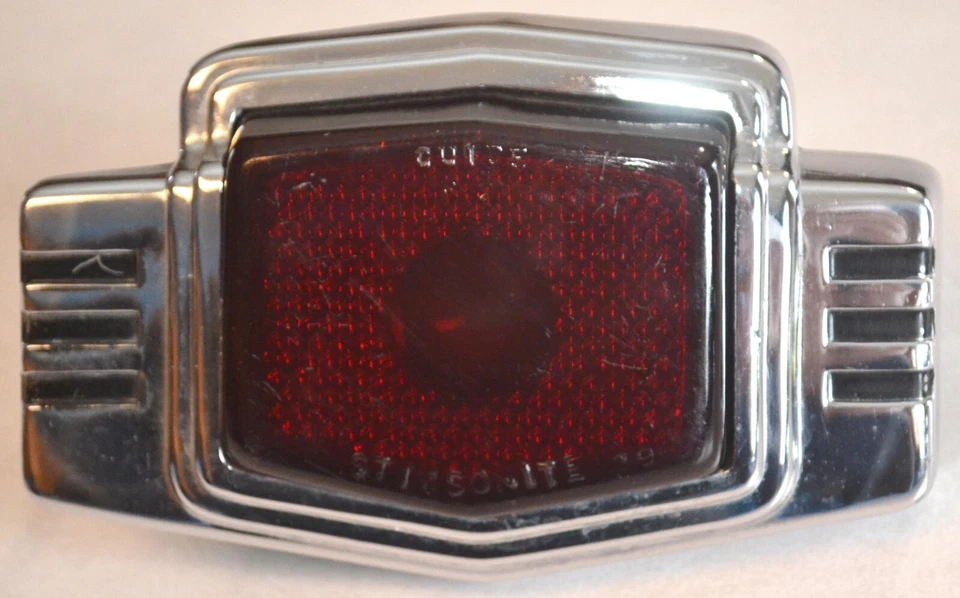 1941-1947 Pontiac Right Taillight Lamp Lens, Bezel, Socket & Bulb 1942 1946 - Image 1 of 4