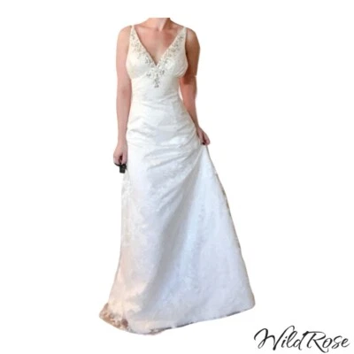 White Wedding Dress w/Clear Silver Beaded Deep V Bodice White Lace Gown SZ 6 4 - Image 1 of 4