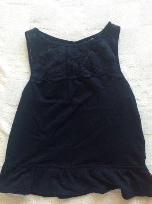 Girls Hollister sleeveless lace top size XS (11-12 years old) - Image 1 of 4