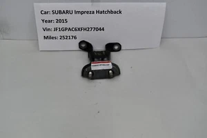 2010-2015 Subaru Impreza Rear Right Door Upper Hinge Support A050035 OEM - Foto 1 di 6