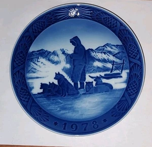 1978 Royal Copenhagen Christmas Plate Greenland Scenery Kai Lange - Picture 1 of 2