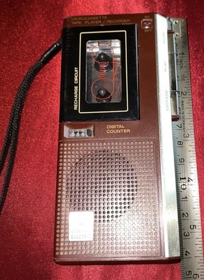 Grabadora Micro Cassette GE Vintage Años 70 Cobre Marrón Cepillado Plata Frontal   Foto 1 de 4