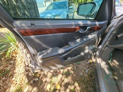 2000 2001 2002 03 2004 2005 Cadillac Deville panel de puerta interior delantero izquierdo gris Foto 1 de 4