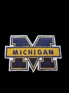 University of Michigan Aufbügeln Patch Style C 2,5"" breit - Bild 1 von 2