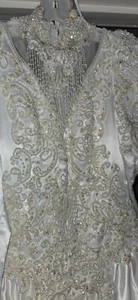 Elegant Wedding Dress Princess Style Long Sleeve Jewel Accents Size 6 - Picture 1 of 8