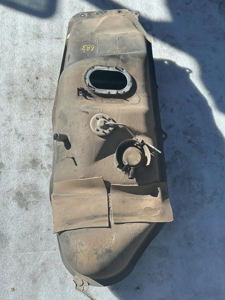 2003 TOYOTA TACOMA GAS FUEL TANK BARE 4x4 EXTENDED CAB - Image 1 of 4