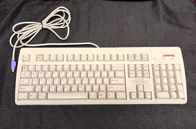 Vintage Compaq RT235BTW / 123754-001 Wired PS/2 Keyboard - Missing 2 Keys - Image 1 of 4