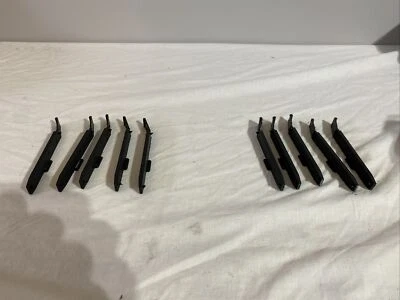 Rieles de repuesto para disco duro Rosewill impresos en 3D  Foto 1 de 4