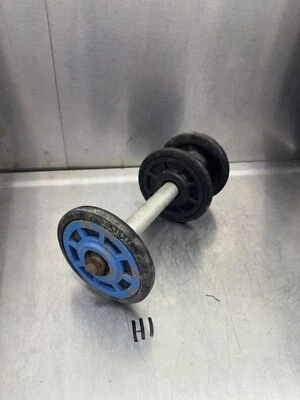 Polaris Indy Trail 500 1996 clásico suspensión trasera eje trasero ruedas locas eje Foto 1 de 4