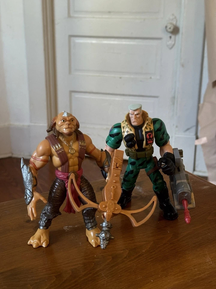 Small Soldiers Chip Hazard And Archer With Weapons In That Work! 1998 - Image 1 of 4