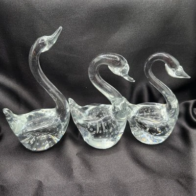 Vintage Art Glass Swans Figurines Set of 3 Bubble Controlled Taiwan Home Decor - Image 1 of 4