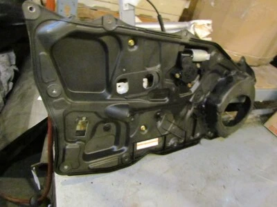 Mazda RX8 2005 motor de ventana del conductor delantero izquierdo y regular con placa Foto 1 de 3