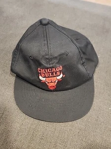 Vintage 1990's Chicago Bulls Black Snapback Hat Plain Logo G CAP Youth 3-8 - Picture 1 of 7