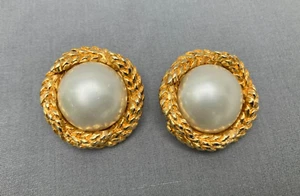 Vintage Chanel 94 P Designer Clip on Earrings Faux Pearl France 1.5" Gold Tone - Picture 1 of 8