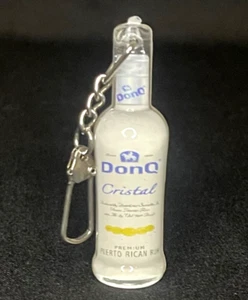 DonQ Cristal Rum Keychain Bottle Shaped Puerto Rico Liquor Advertising Keychain - Bild 1 von 4