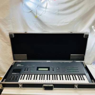 YAMAHA SY77 Synthesizer with hard case keyboard From Japan - Image 1 of 4