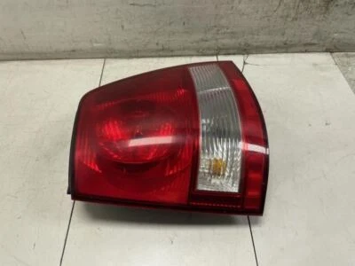 KIA SORENTO LX 2006 luz trasera izquierda lado del conductor OEM+ Foto 1 de 4