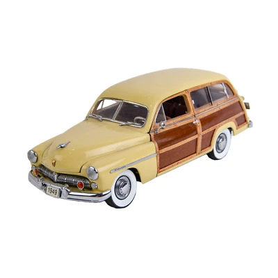 Danbury Mint 1:24 Scale 1949 Mercury Station Wagon Diecast Model Car - Image 1 of 4