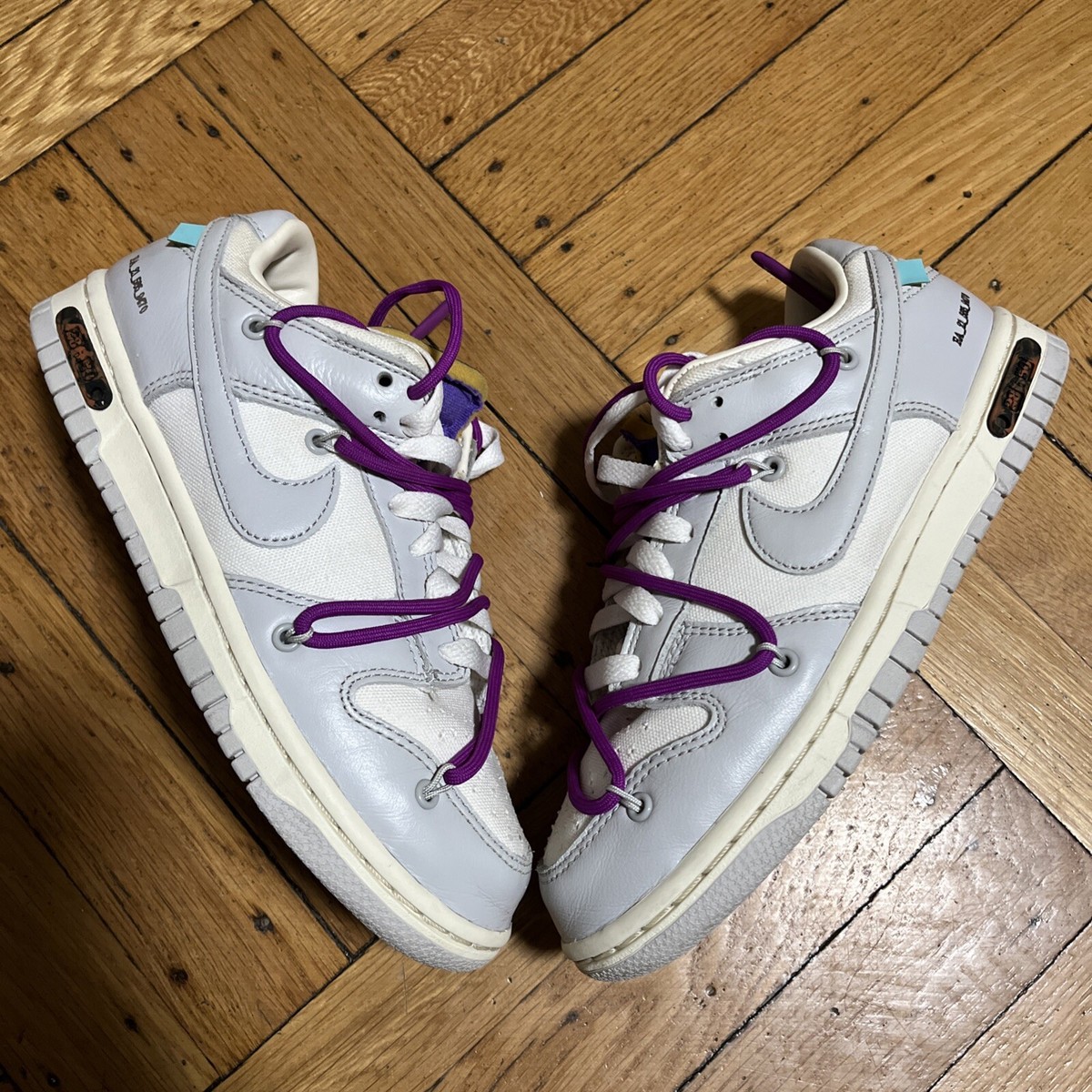 Nike Off-White x Dunk Low Lot 28 of 50 for Sale Nike Off-White x Dunk Low Lot 28 of 50 for Sale