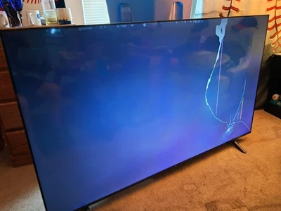 TCL 75S423 75" 4K LED Smart TV - Black. Broken Screen, parts only. - Image 1 of 2