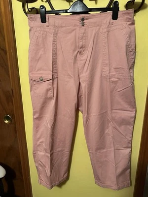 Time And True Women’s Pink Cuffed Cargo Pants Size 20 Side And Back Pockets - Image 1 of 4