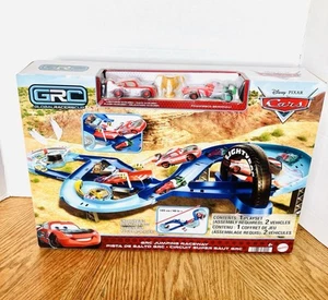 Disney Pixar Cars DRC Jumping Raceway Neu 2023 mit 2 Autos - Bild 1 von 11