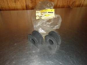 2) New NOS GM Front Sway Stabilizer Bar Bushing 15729033 1985-1996 Chevrolet Van - Picture 1 of 2