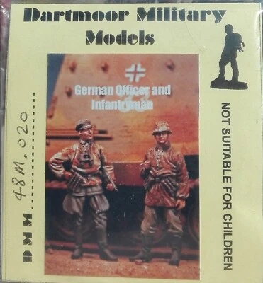 MODELLISMO -  German Officer & Infantryman - DARTMOOR 1/48 - Immagine 1 di 2