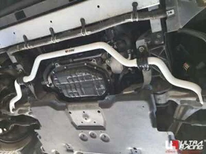 Barra estabilizadora delantera antivuelco Ultra Racing para Infiniti Q70 Y51 2013-2019 - Imagen 1 de 4