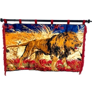 Roaring Lion Big Cat Wall Decor Velveteen Tapestry Rug Banner Red Fringe RARE! - Picture 1 of 12