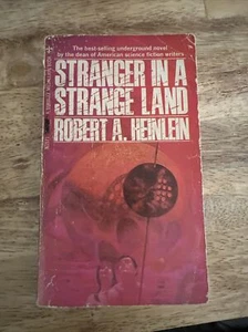 Stranger in a Strange Land - Robert A. Heinlein - 1968 Berkley Medallion - Imagen 1 de 4