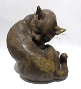 Vintage Katze Skulptur Chinesische Shiwan Keramik? Art Preening Statue Emaille Augen 7,5" - Bild 1 von 9