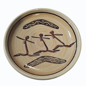 Edward Higgins signierter Kunstkeramik Teller Aborigines Figuren Design - Bild 1 von 3